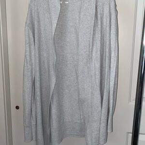 women’s grey gap cardigan